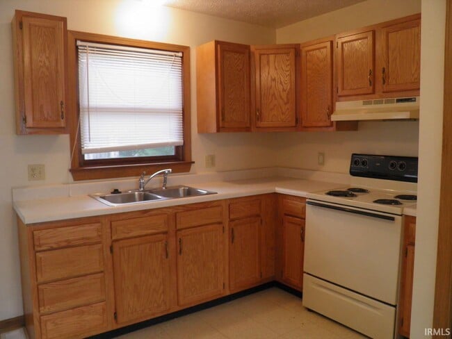 Photo - 5217 Raubs Ln