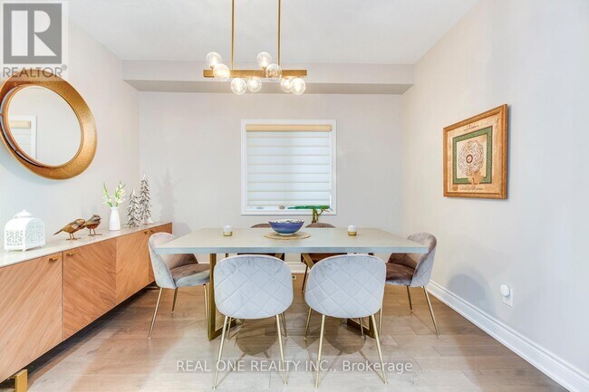 Photo - 2379 Wasaga Dr