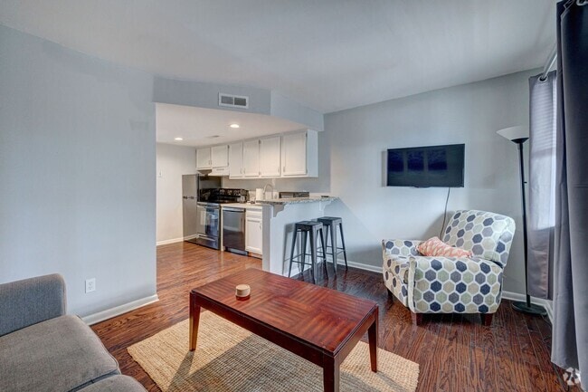 Building Photo - 1 bedroom 1 Bath Beside UNCW Rental