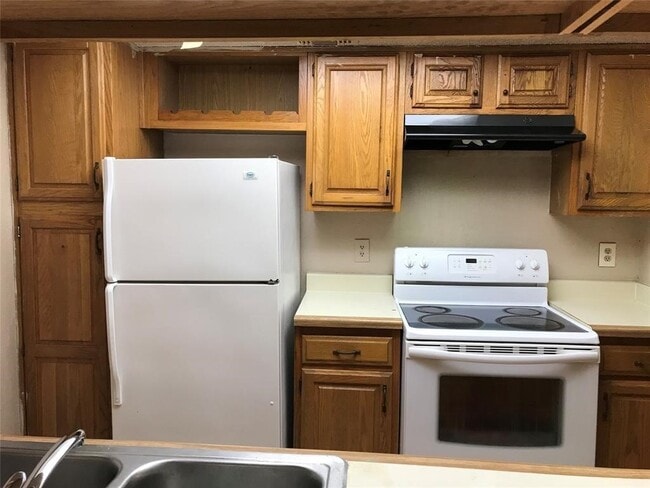 Photo - 2826 S Bartell Dr Unit 35