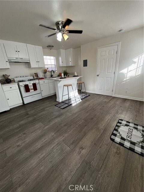 Building Photo - 4518 Normandie Ave