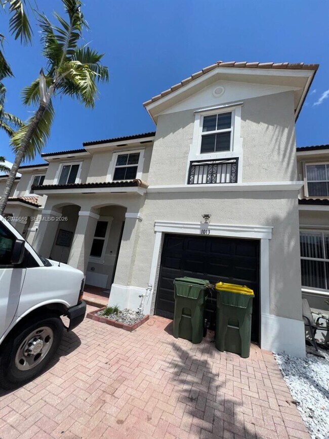 Photo - 1013 NE 42nd Ave