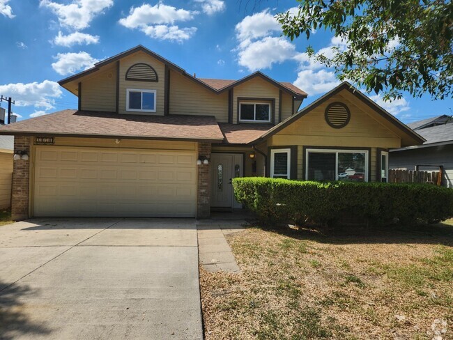 Building Photo - Gorgeous Home in Converse.