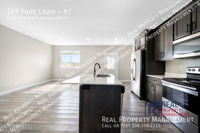 Photo - 169 Park Lawn Dr Unit #7