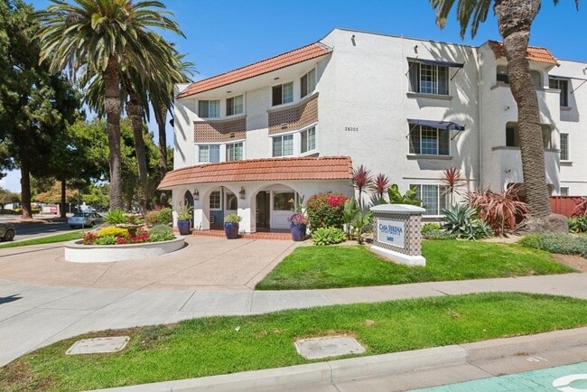 Building Photo - Casa Serena Rental