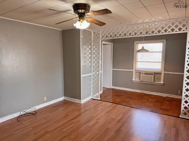 Photo - 3402 Grant St