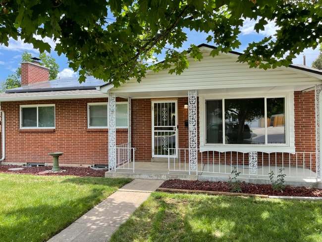 Building Photo - 80 Everett St