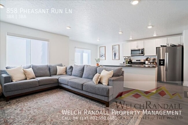 Photo - 858 Pheasant Run Ln