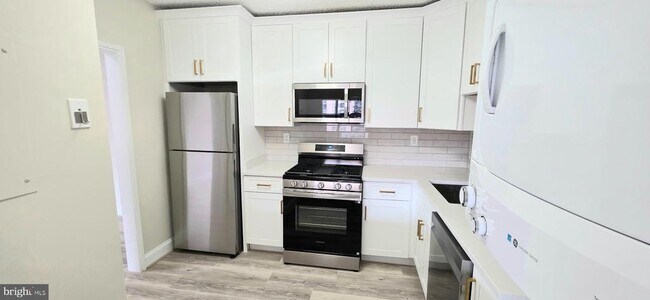 Photo - 3701 S George Mason Dr Unit 2318N