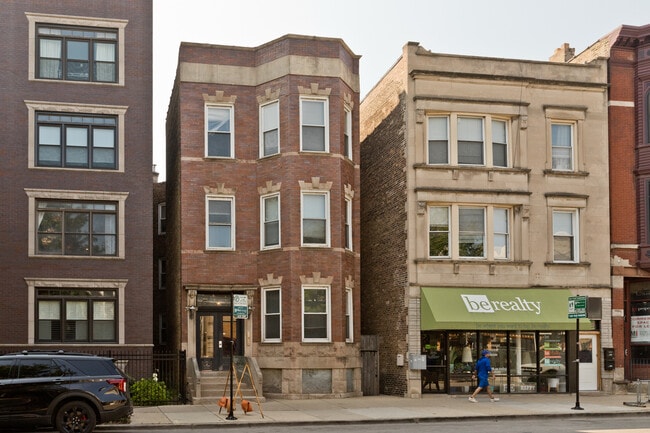 Photo - 3350 N Sheffield Ave Unidad # 01