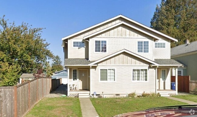 Building Photo - 2907 Duplex Unit 2907 Rental