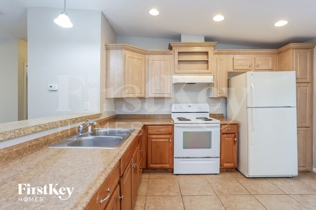 Photo - 805 35th Ave S