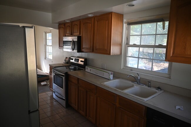 Photo - 1022 Brittain Rd