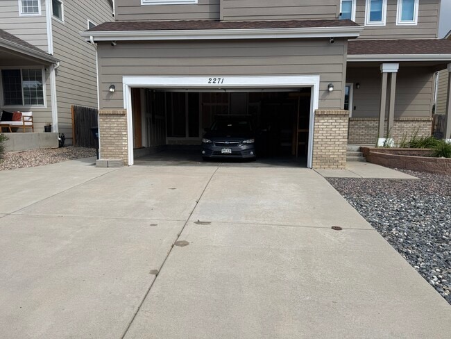 2271 Woodpark Dr Unit House