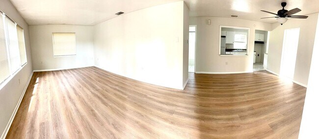 Photo - 2 Bed/1 Bath AVAILABLE NOW!