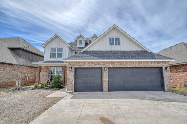 Photo - Spacious 5-Bedroom Home with 3 Full Baths ...
