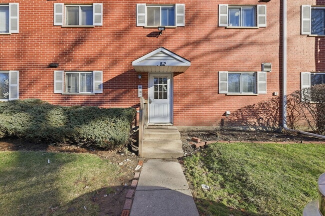 Building Photo - 4180 Williamsburg Ct Unit 301