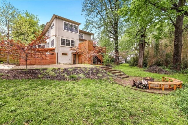 Photo - 402 W Ila St