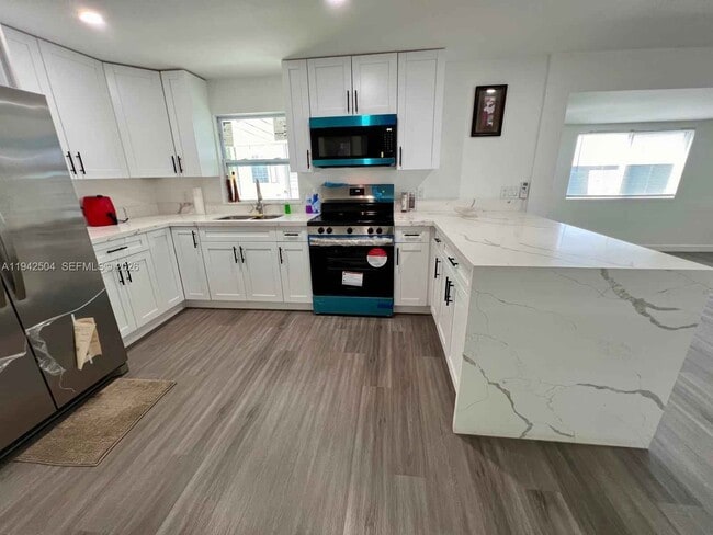 Photo - 2901 SW 58th St