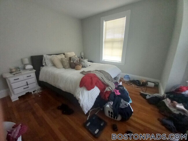 Photo - 100 Bacon St Unit 1