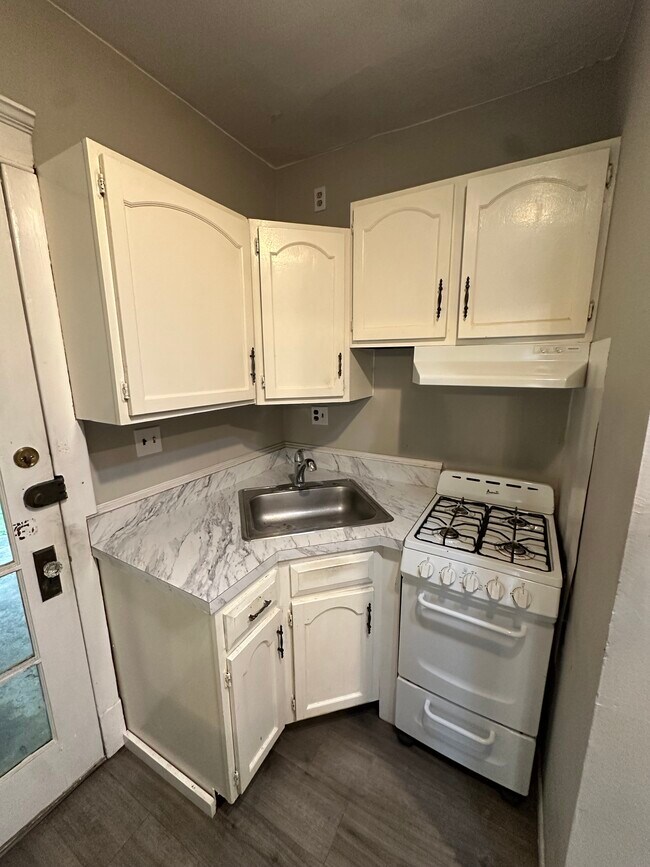 55 Miko Rd Unit 1