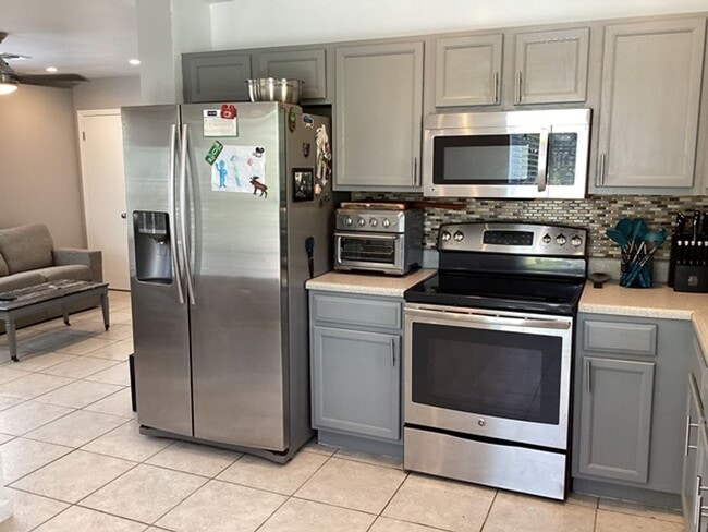 Photo - NEW PRICE!! Move in Ready Single Family Home - 4 bedroom - 1.5 Bathroom on Stock Island