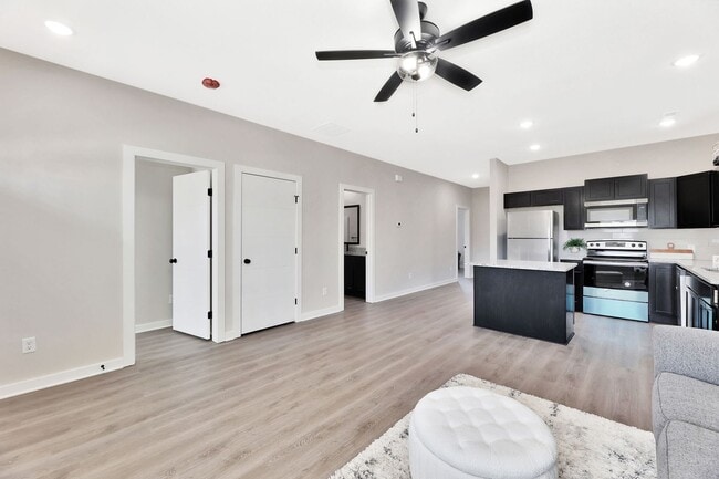 Photo - 5434 N Gray Dr