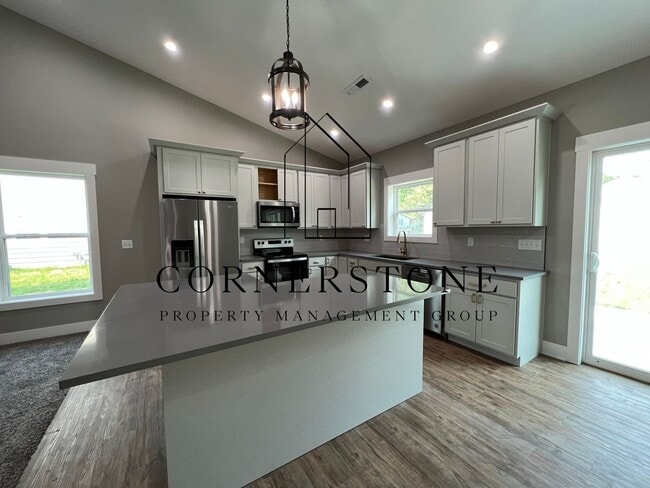 Photo - 1408 24th Ave N