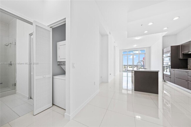 Photo - 7825 NW 107th Ave Unit 817