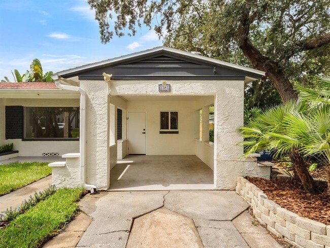 Photo - 1381 Canterbury Rd