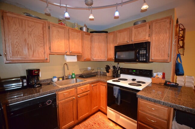 Photo - 27 Peaks View Ct