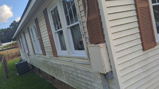 Photo - 245 Sherwood Dr