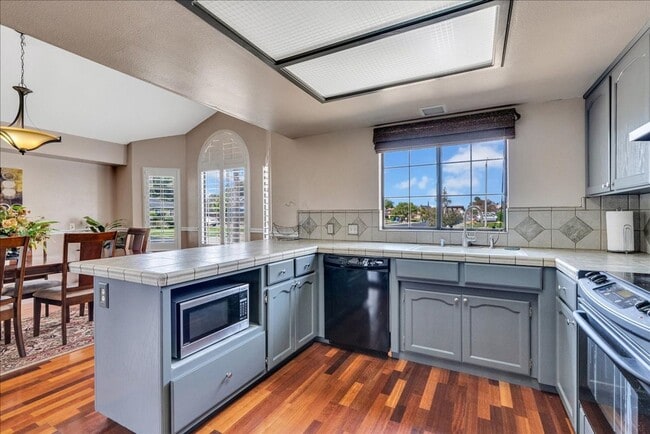 Photo - This home is loaded with upgrades and space in North Hanford.  Call today!