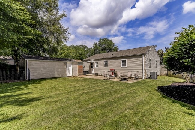 Photo - 72 Beverly Dr