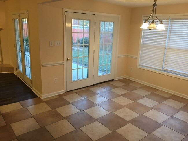 Photo - Beautiful 4br, 2.5 bath home in the Jack Brit school district