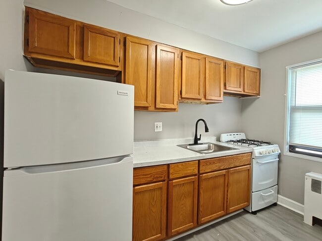Photo - 121 Forest Ave Unit 9A