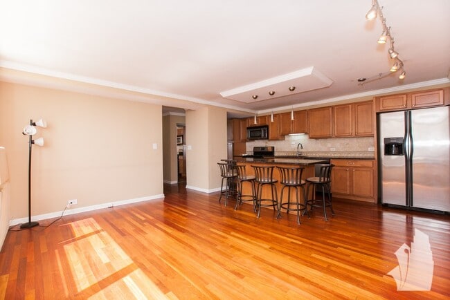 Photo - 3950 N Lake Shore Dr