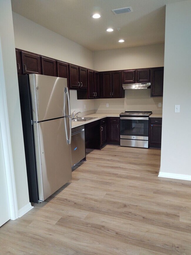 Photo - FIRST MONTHS RENT FREE WITH A ONE YEAR LEASE,2 BEDROOM 1 BATHROOM  INSIDE LAUNDRY AND PET FRIENDLY..