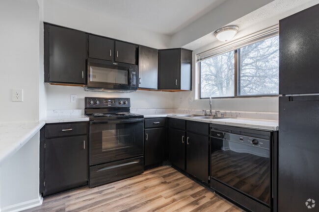 Interior Photo - The Villas of Pine Valley