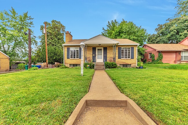 Building Photo - 1220 Binford St