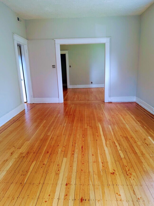 Photo - 2111 Park Ave Unidad 1