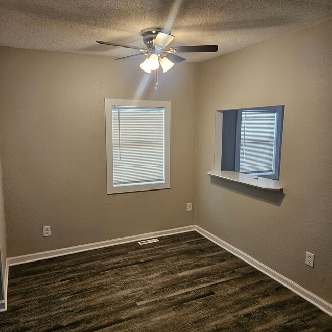 Photo - Charming 2 Bedroom Home in Independence!