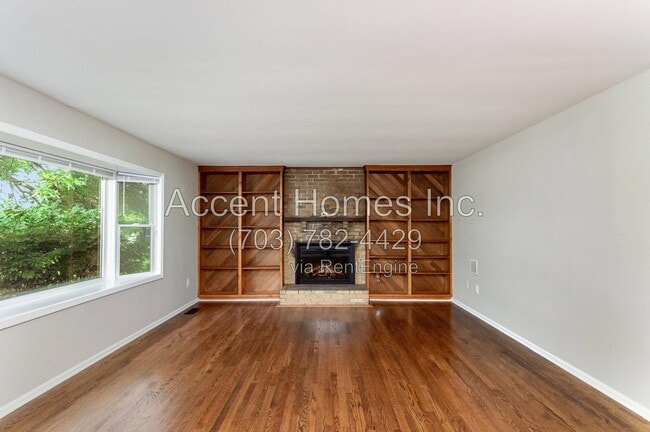 210 S 26th St