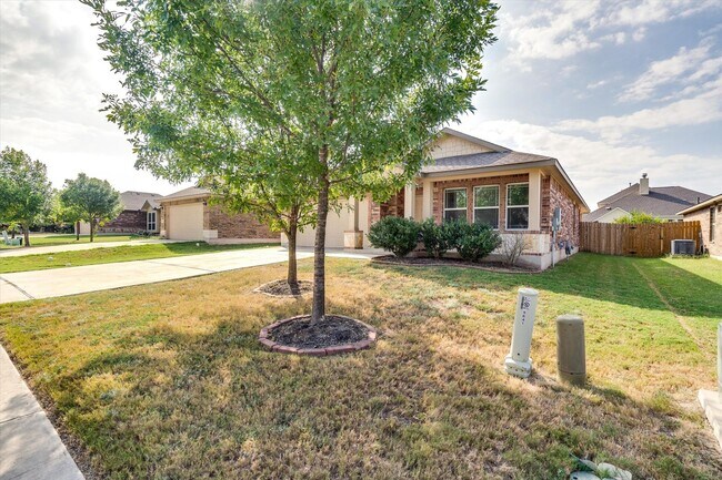 Photo - 5637 Sacco St Casa