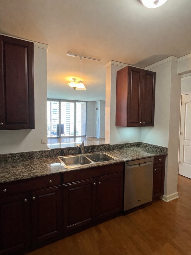 Photo - 420 E Waterside Dr Unit 1009