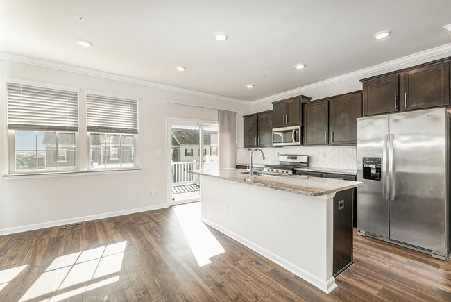 Photo - 5063 Silver Oak Dr