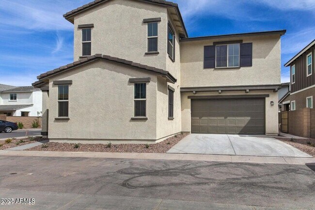 Photo - 2831 S Central Dr