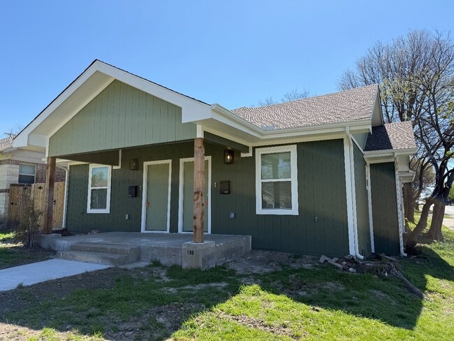 Photo - 500 E Woodin Blvd Apartment