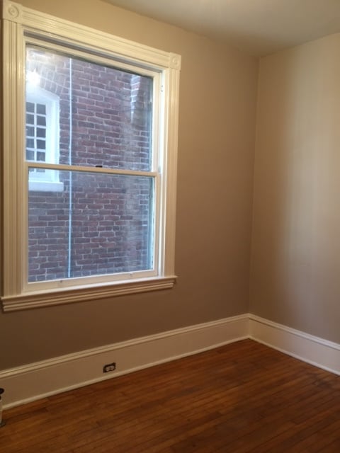 Photo - 346 College Ave