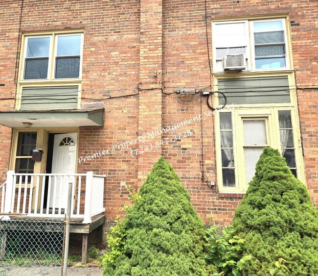 Photo - 415 N Main St Apartment Unit 210